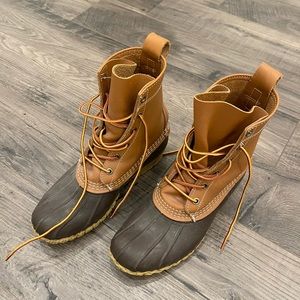L.L. Bean Original Duck Boots in size 7!